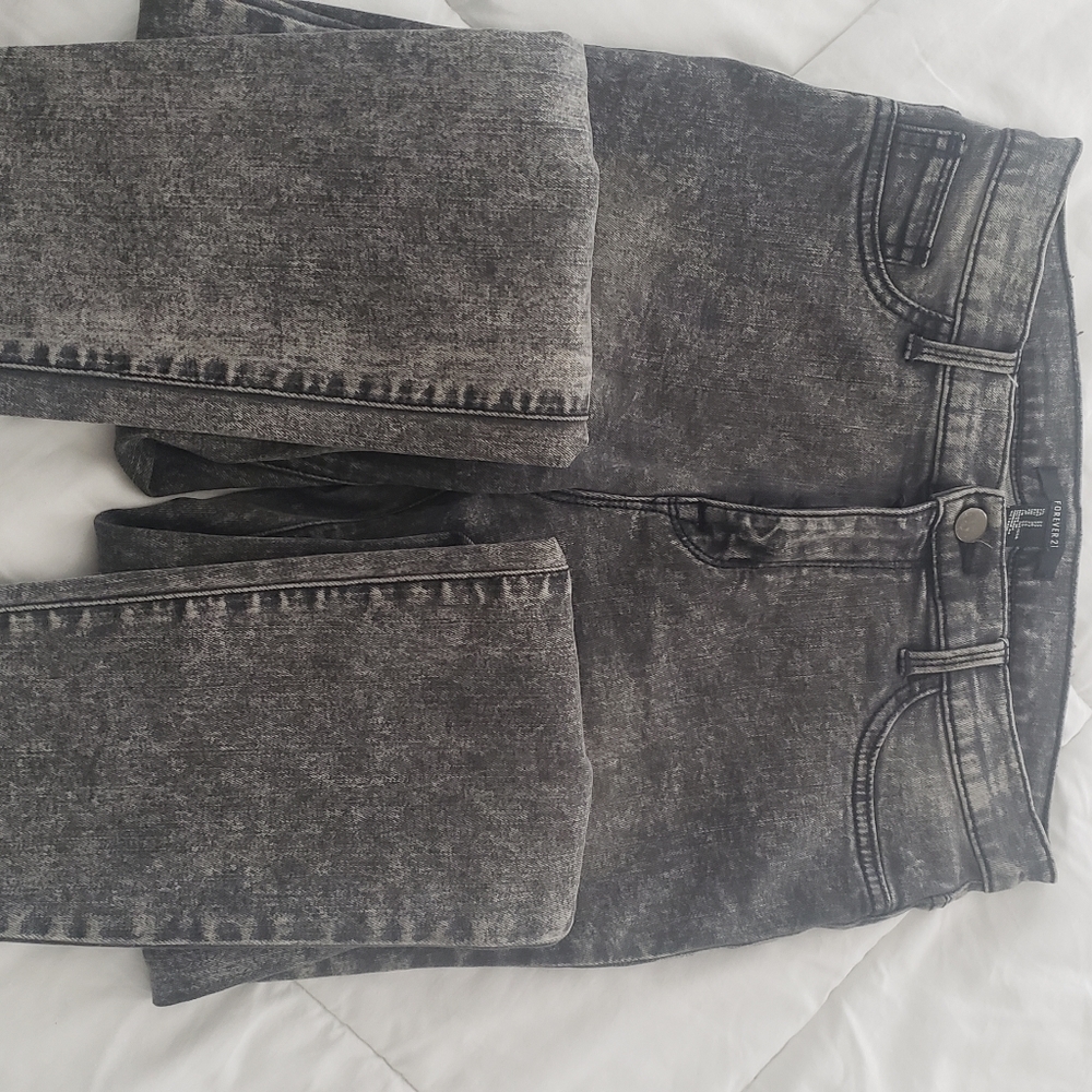 Jeans - Picture 2 of 5